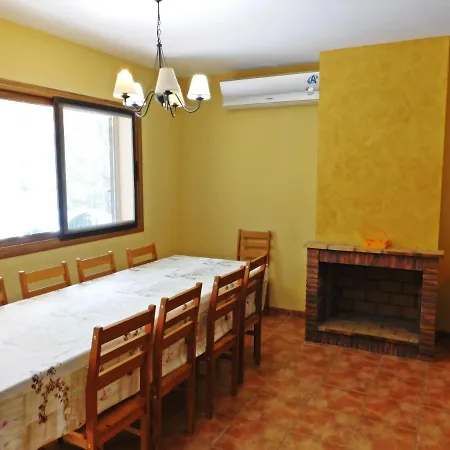 Holiday home Con Piscina