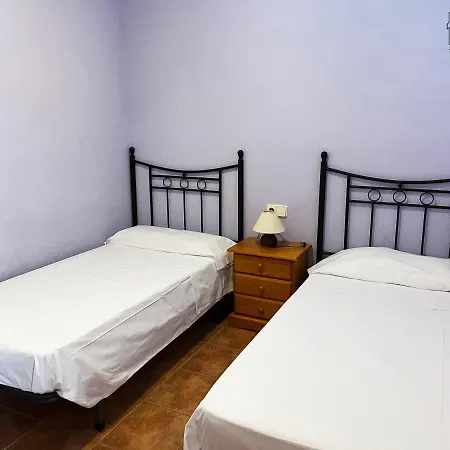 Con Piscina Сasa de vacaciones *